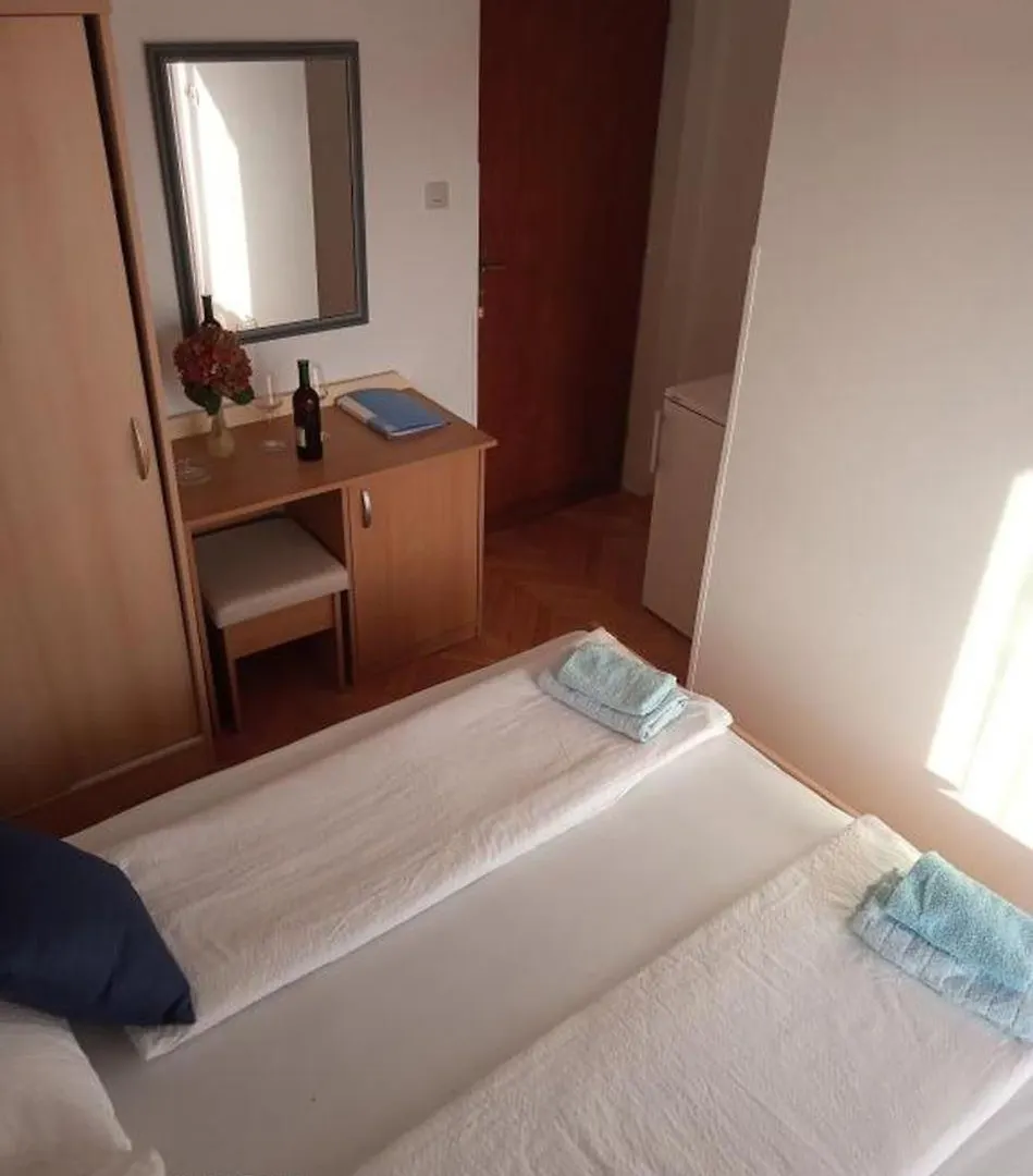 Room In Lopar With Balcony, Wifi 4620-95 Croatia